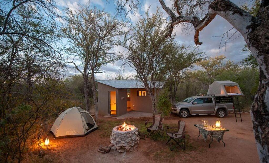 Onguma Tamboti Campsite ナムトニ エクステリア 写真